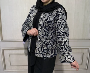 کت مجلسی زنانه مخمل سوزندوزی سورمه ای